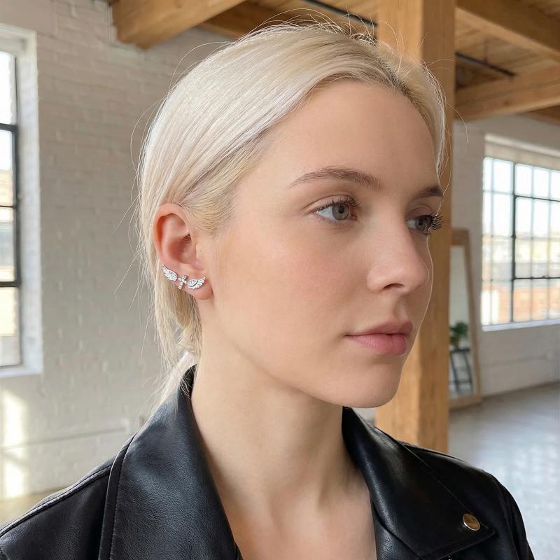 Luxury Lifestyle Gifts - Boucles d'oreilles croix ailes d'ange, style